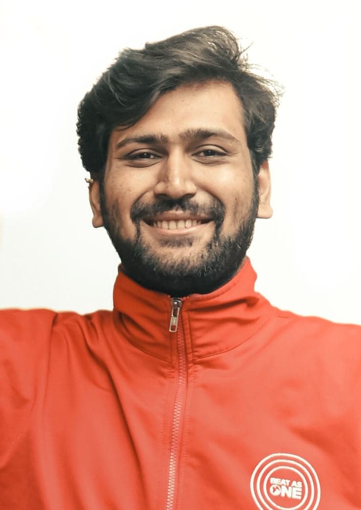 Gautam_Mahajan.jpeg